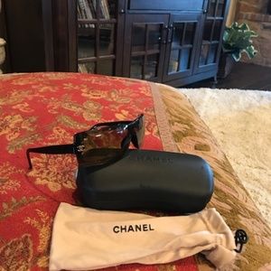 Chanel Brown Sunglasses with Gold CC